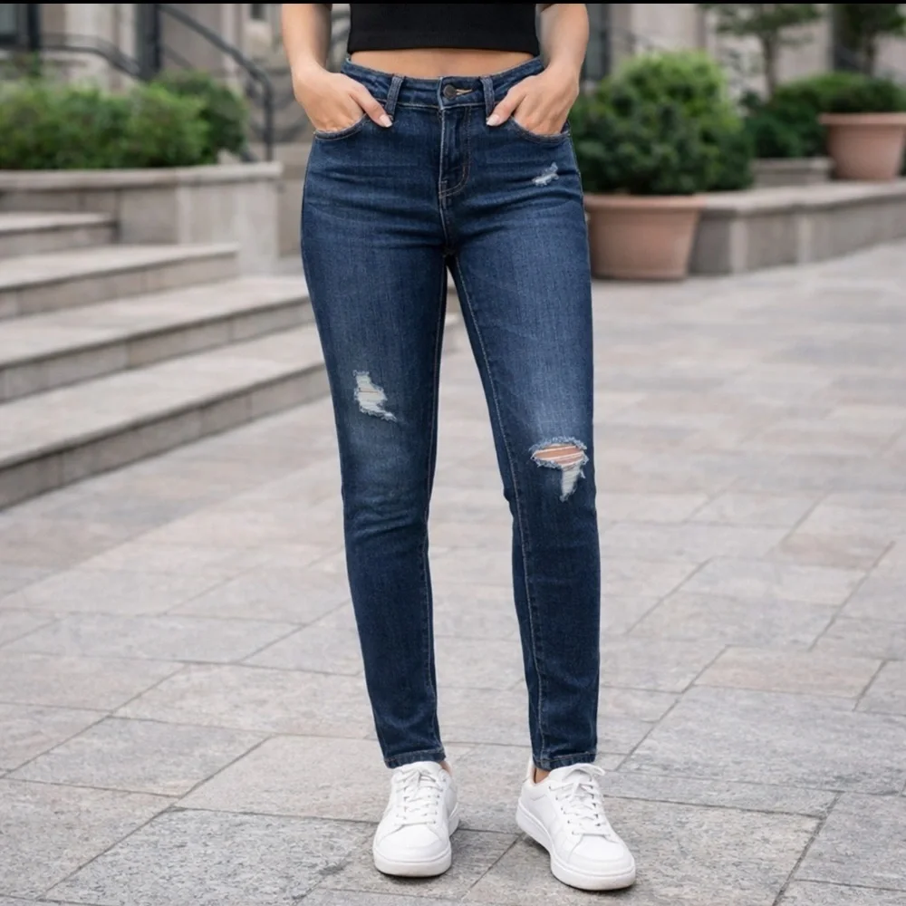 Vigoss Jagger Skinny Jeans Womens Size 29 x 28 Dark Wash Distressed Denim